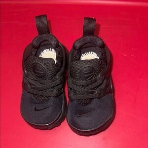 Nike Kids Black Sneakers